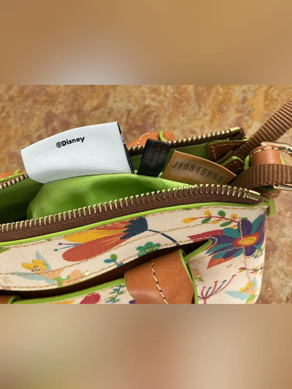 Dooney & Bourke 🧚‍♂️✨ flitterific